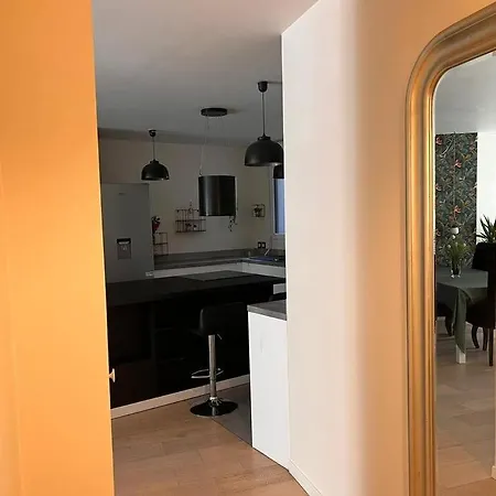 Apartment Superbe 3 Pieces Pres De La Defense Nanterre