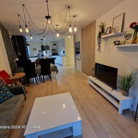 Superbe 3 Pieces Pres De La Defense Apartment