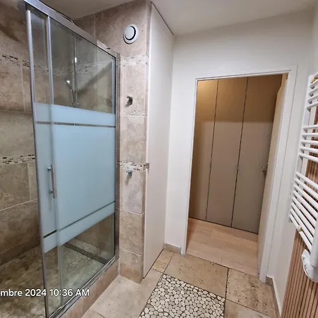 Apartment Superbe 3 Pieces Pres De La Defense *